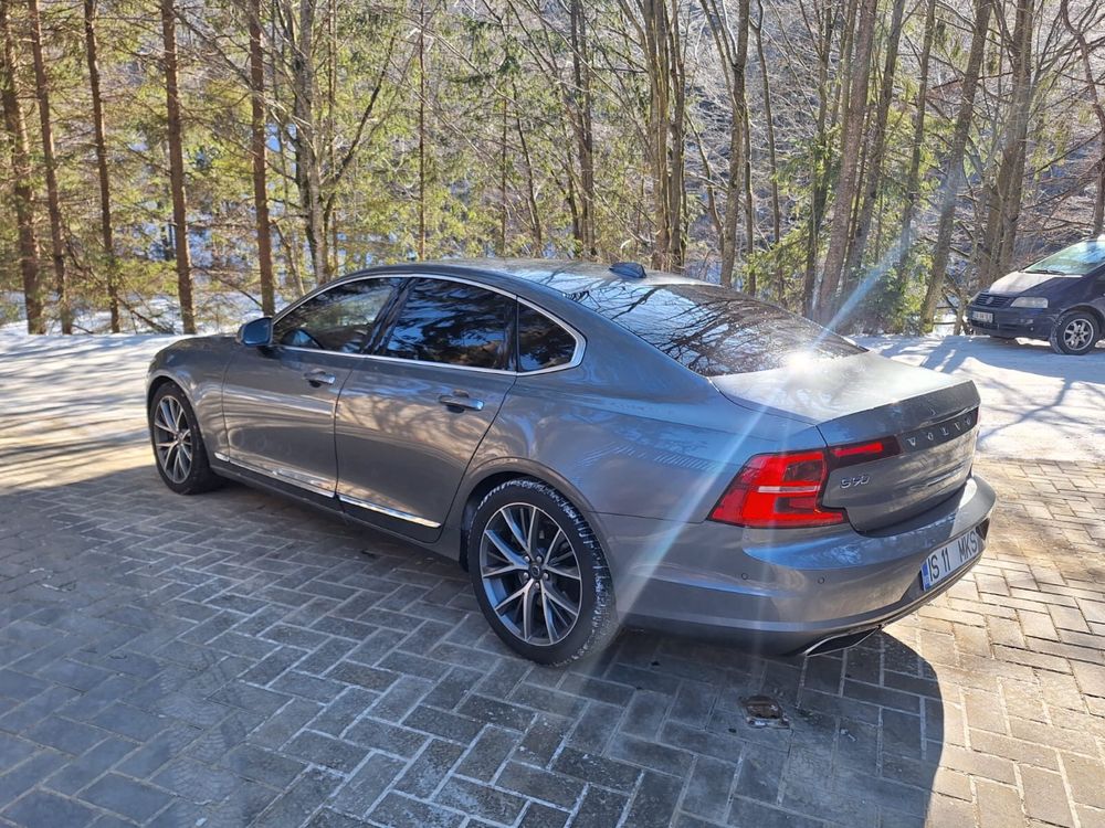 Volvo S90 D5 4x4 TVA deductibil