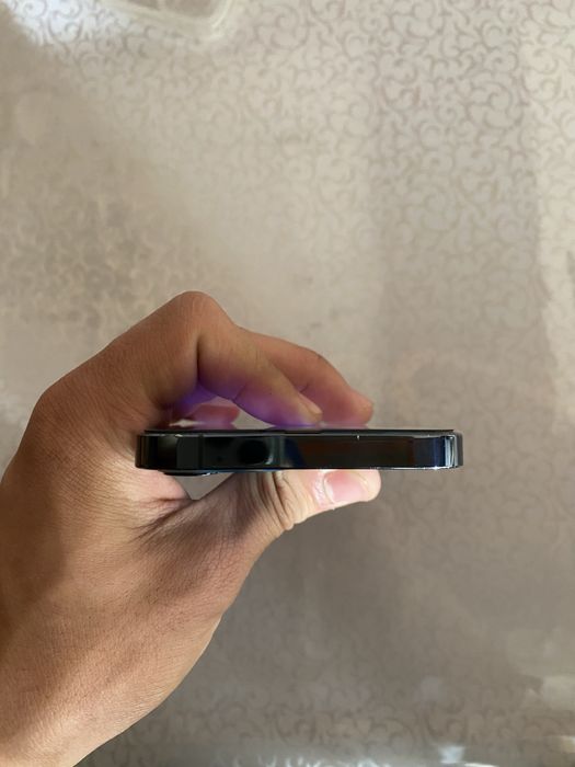 Iphone pro 12 blue