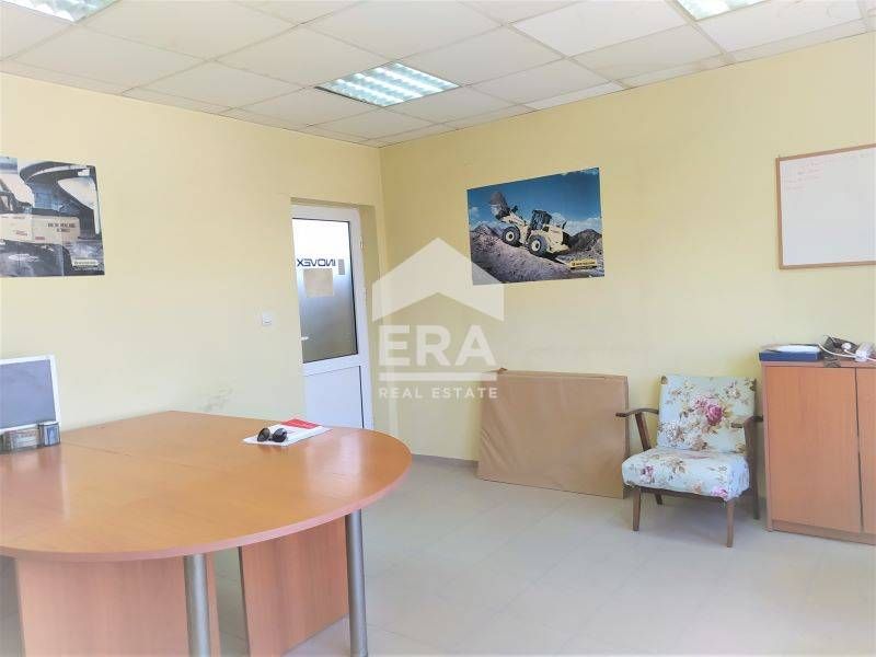 Дава се под наем Офис в Варна, Метро - 60 кв.м за 205 € - Снимка #4