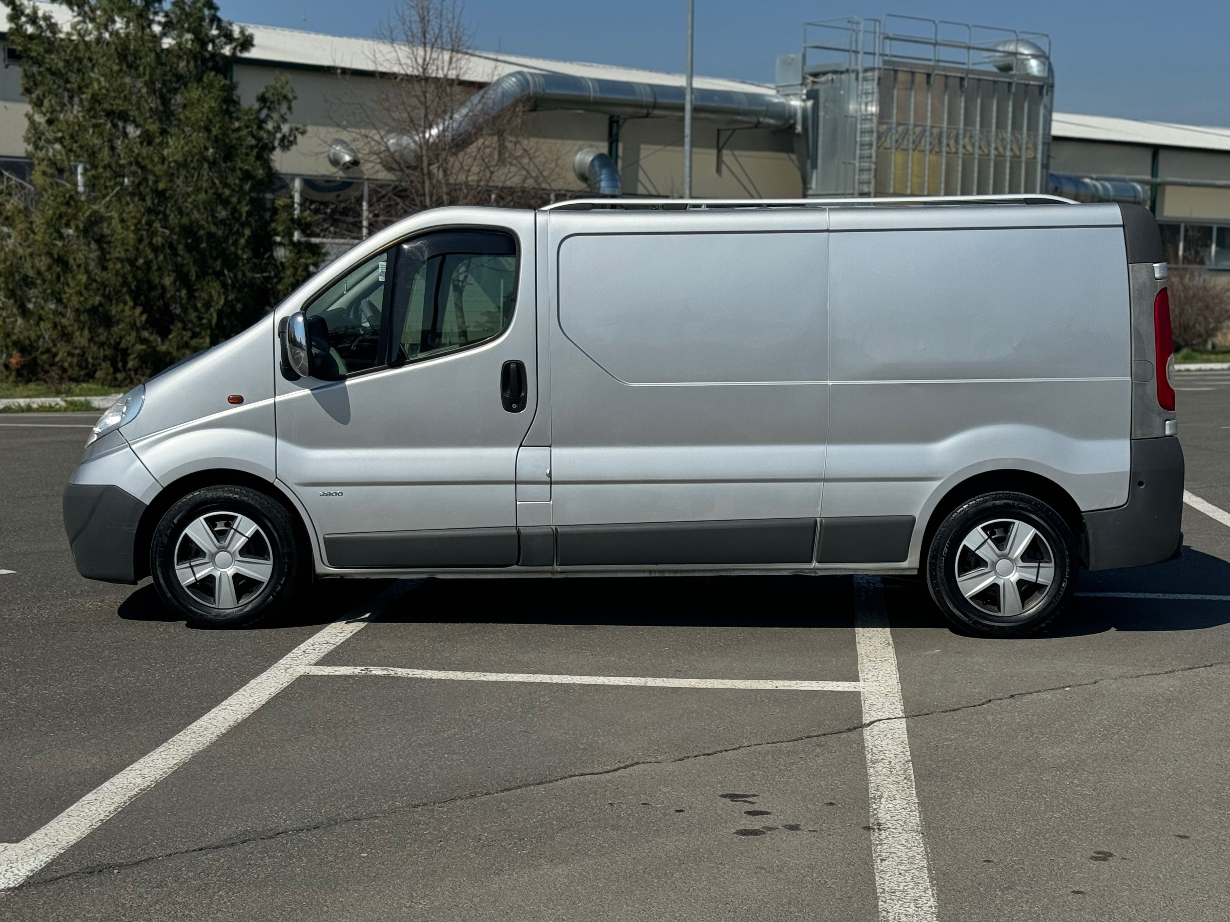 Opel Vivaro Varianta  LUNGA