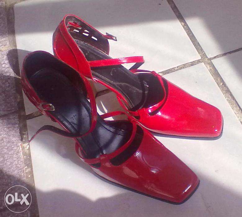 Pantofi piele lacuita