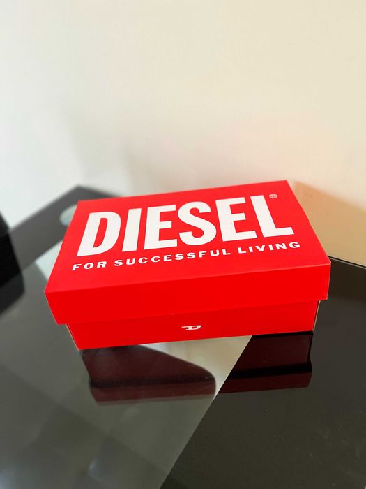 Чисто нови обувки Diesel