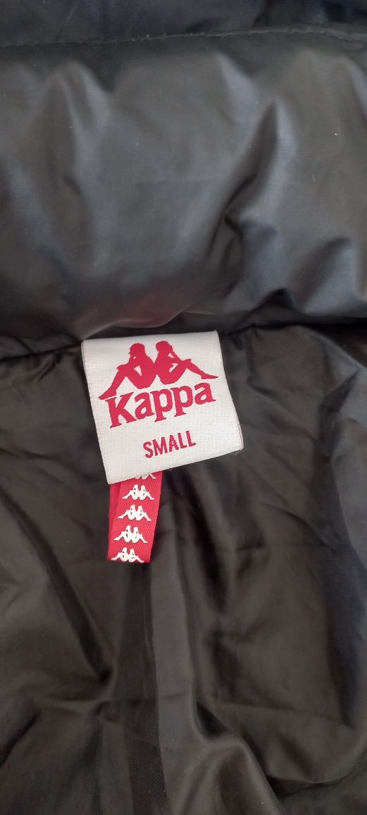 Продам куртку Kappa 42-44pp