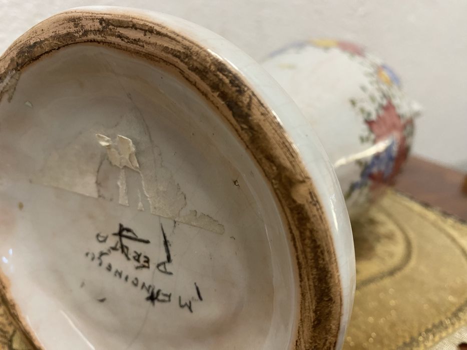 Голяма италианска порцеланова кана - ваза