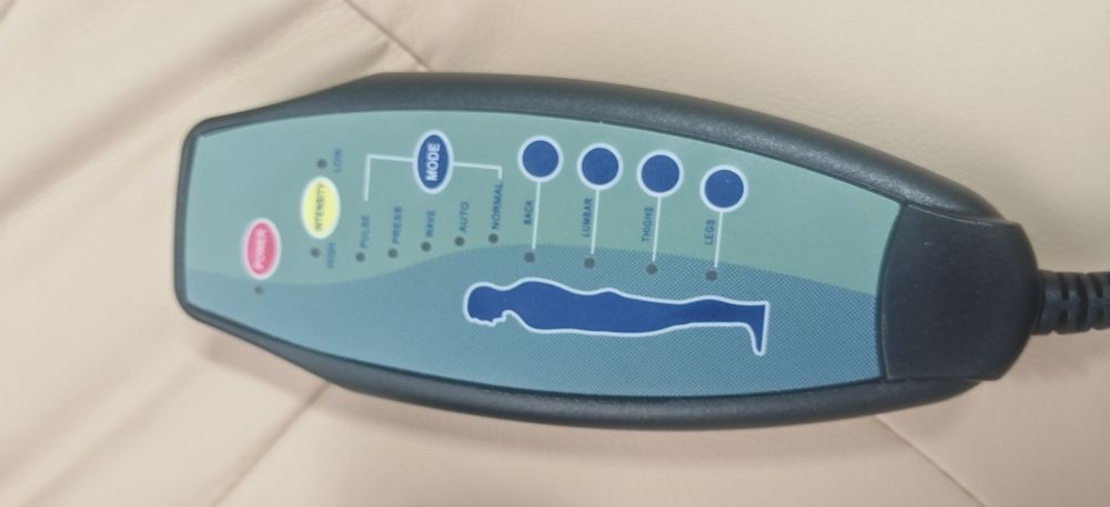 Scaun masaj aproape nou