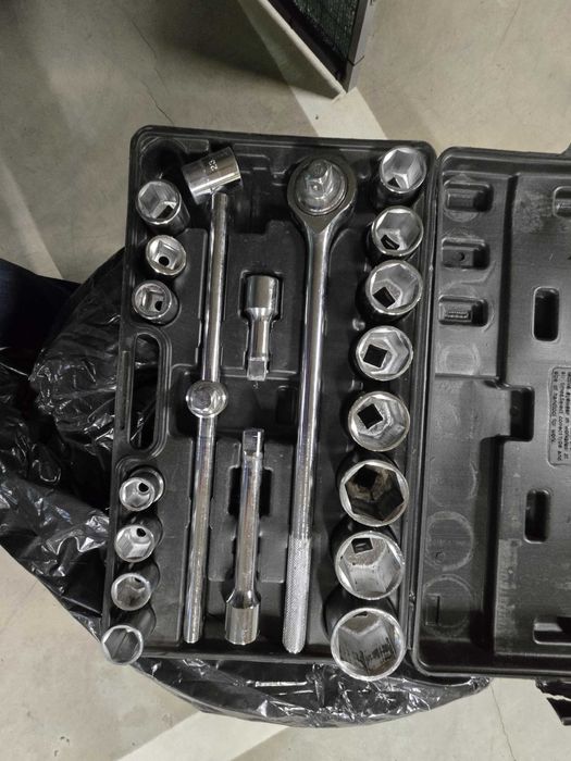 Set chei tubulare 19-50, cu soclu GEKO