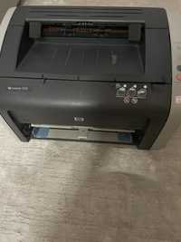 Продаю принтер laserjet 1010