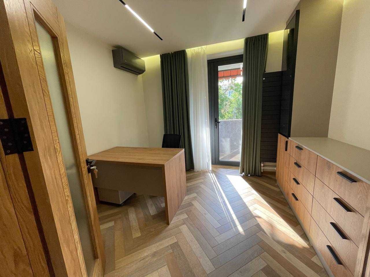 м.Космонавтов Ц-7 ЦУМ ул.Чимкент 4-комн 3/4 100 м² 2с/у ремонт меб/тех