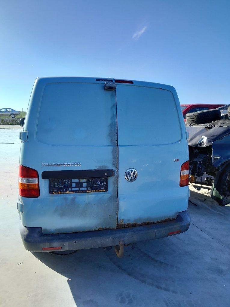 Фолксваген Транспортер Т5/ Vw Transporter T5 2.5 131  к.с НА ЧАСТИ