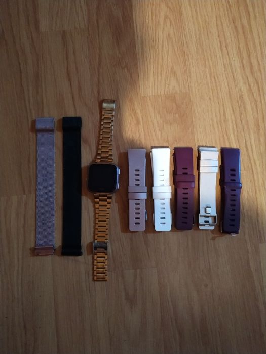 Smartwatch Fitbit versa stare excelenta