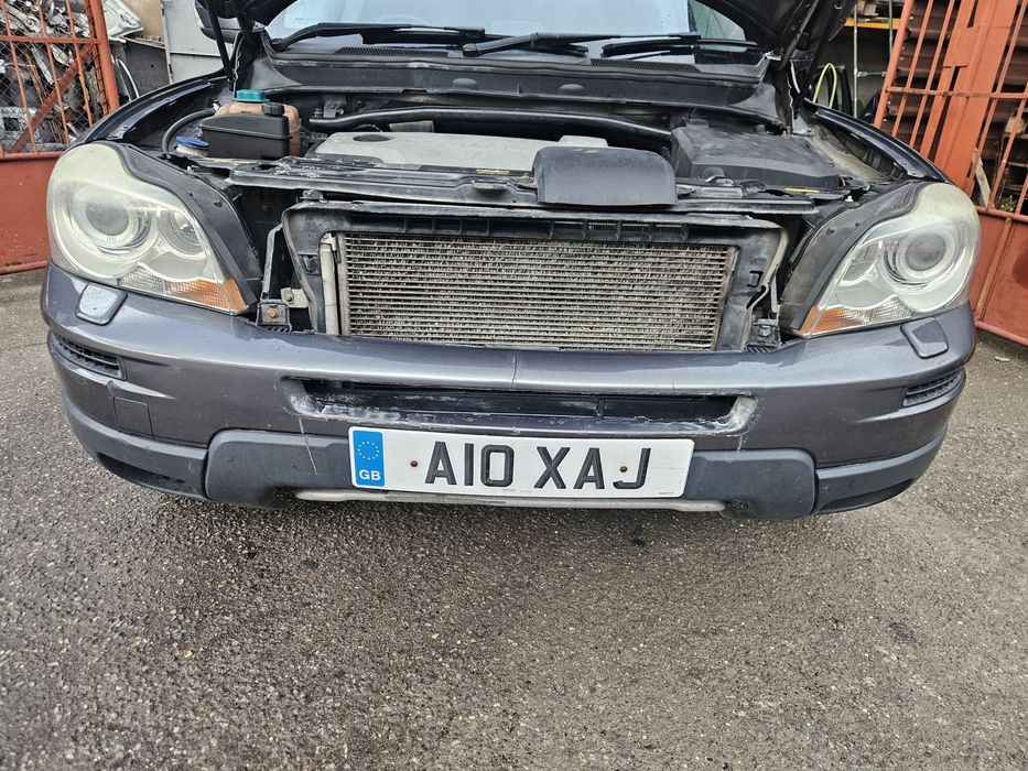 Предна броня за Volvo XC90 2008г.