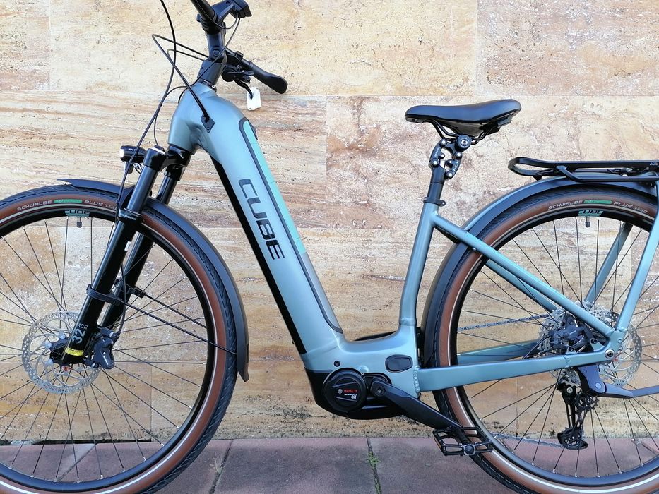 Електрически Cube Kathmandu*Bosch Smart System*750watta батерия*2200км