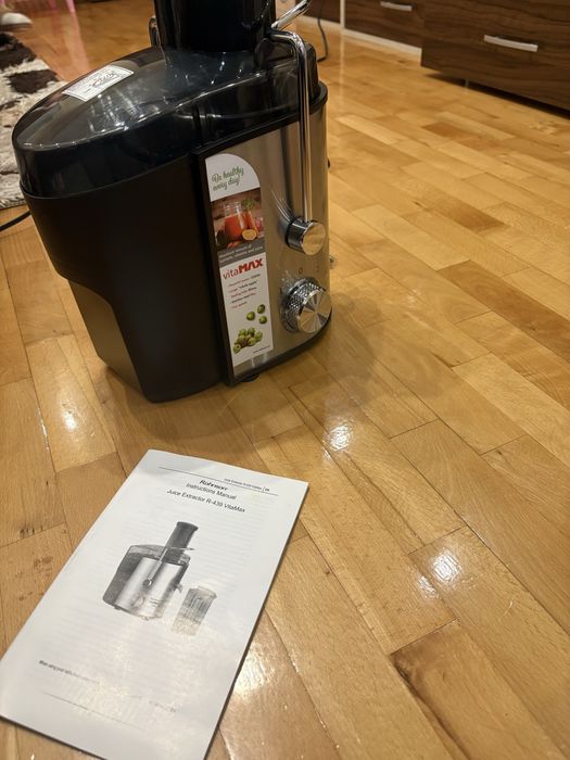 Продавам сокоизтисквачка Rohnson R-439