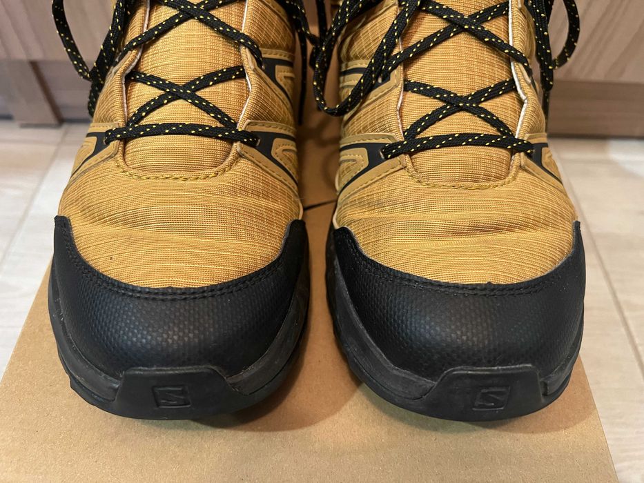 SALOMON мъжки туристически обувки номер 42