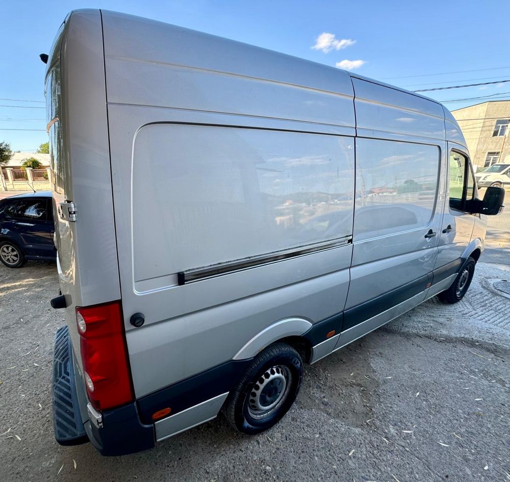 Dezmembrez VW Crafter Motor 2.0 an 2016 euro 5 import Anglia