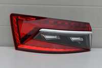 T Skoda Superb 3 Iii Lift Lampa  Stanga Spate Led