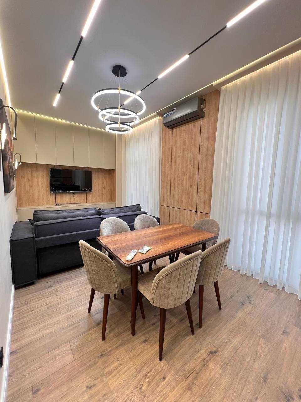 ЖК Skyline Towers элитная новостройка евро 3х ком