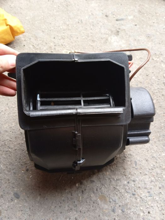 Продам Моторчик печки на ваз