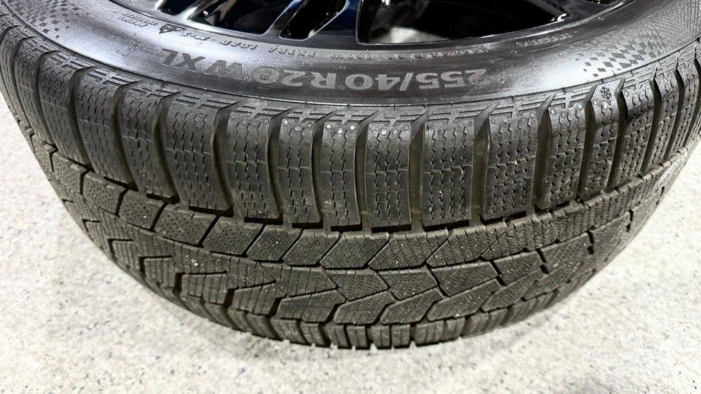 4 броя оригинални джанти 20'' със зимни гуми
