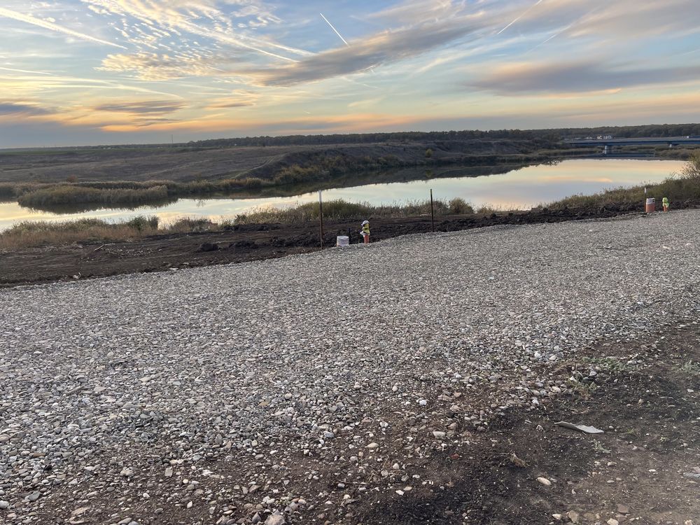 Teren de vânzare vedere lac Branesti Ilfov