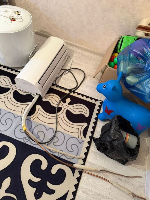 Кондиционер Midea