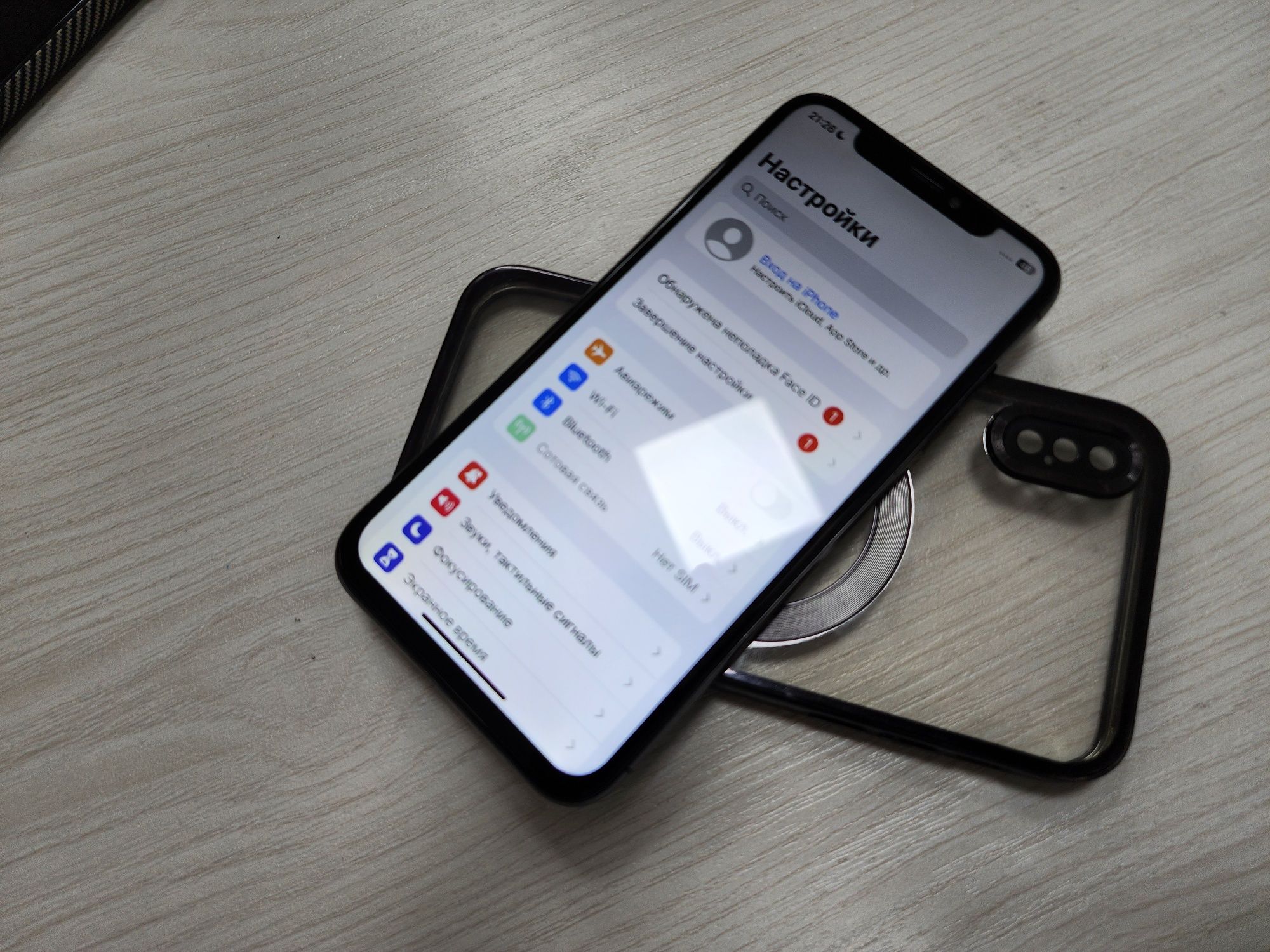 Iphone X RM/A 64GB Black Face ishlamidi  Nu zor qogan joylari