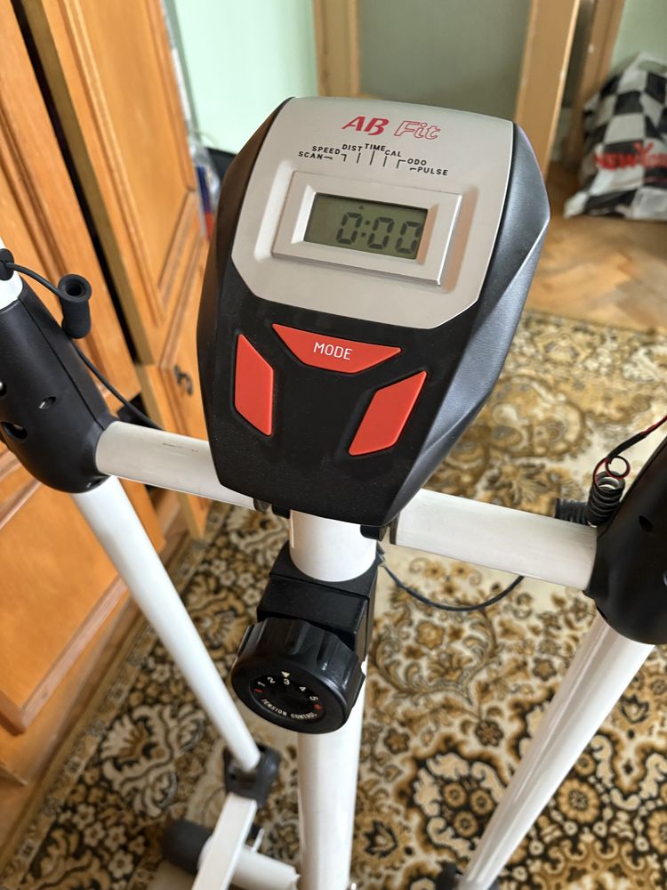 Кротнренажор Ab Fit