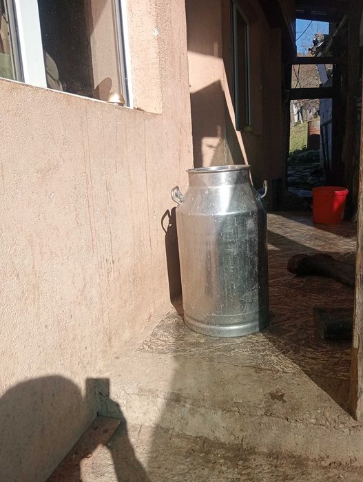 Marmite inox pentru mulgătoare sau transport  lapte
