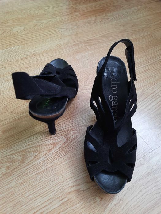 Sandale piele intoarsa, negre, marimea 37, Pedro Garcia