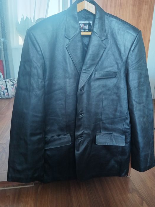 Пиджак кожаный новый