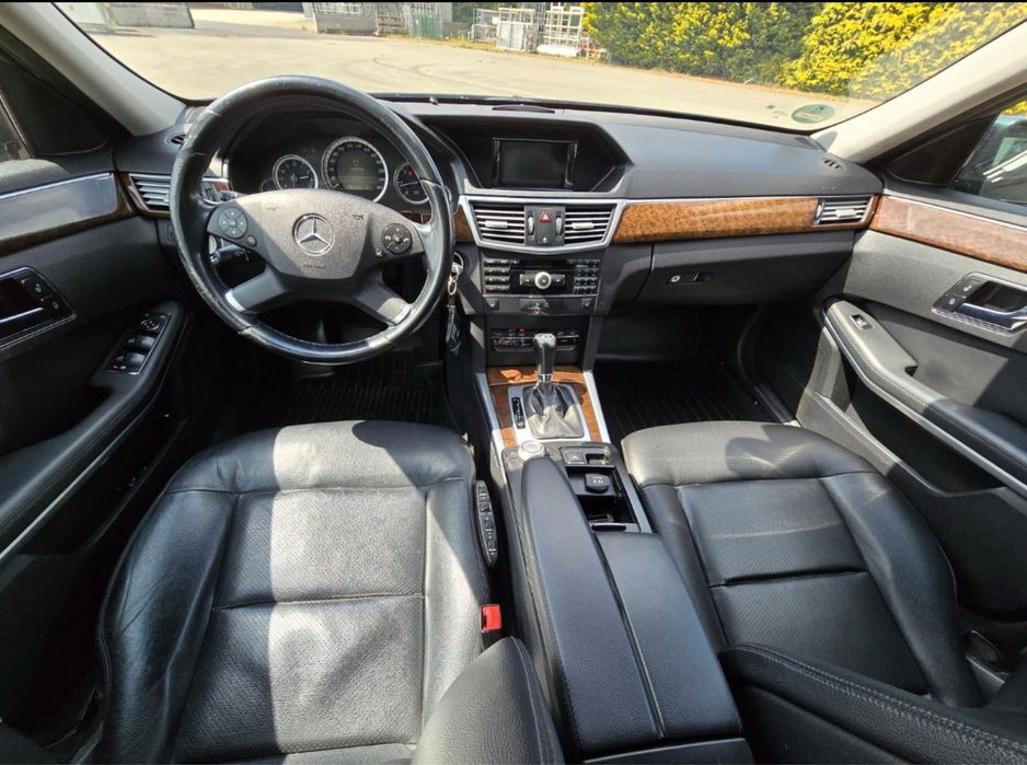 Vand mercedes e200 cutie 5g tronik , euro 5