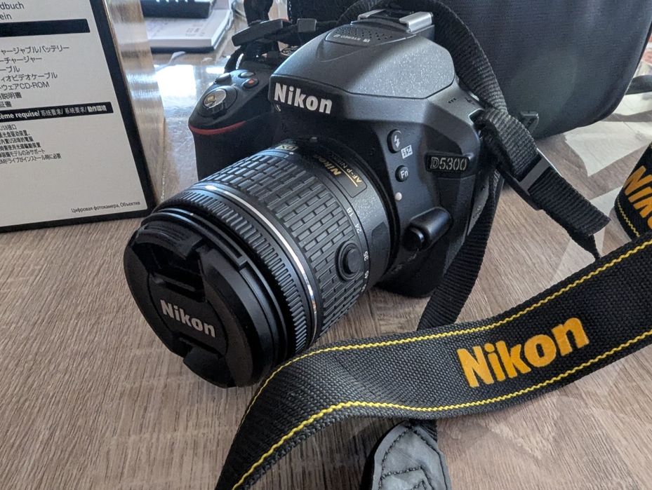 DSLR Nikon D5300