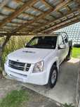 Isuzu D Max 2.5 diesel 4x4 bena aluminiu