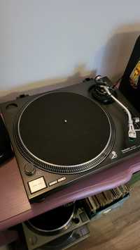 Technics SL-1210MK2 виниловый проигрыватель