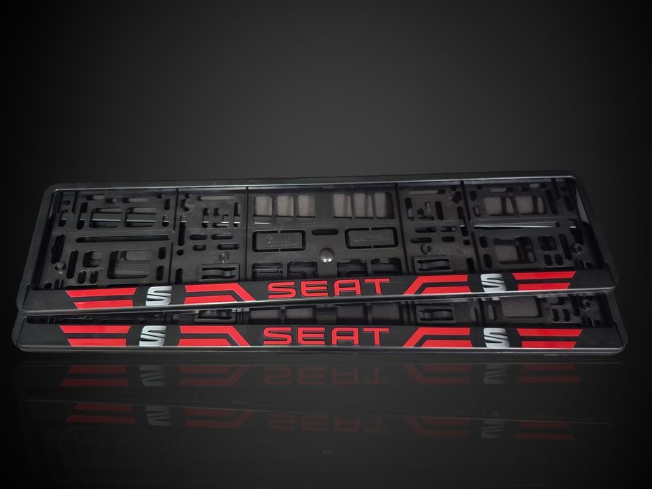 Комплект персонализирани рамки Сеат за регистрационни номера