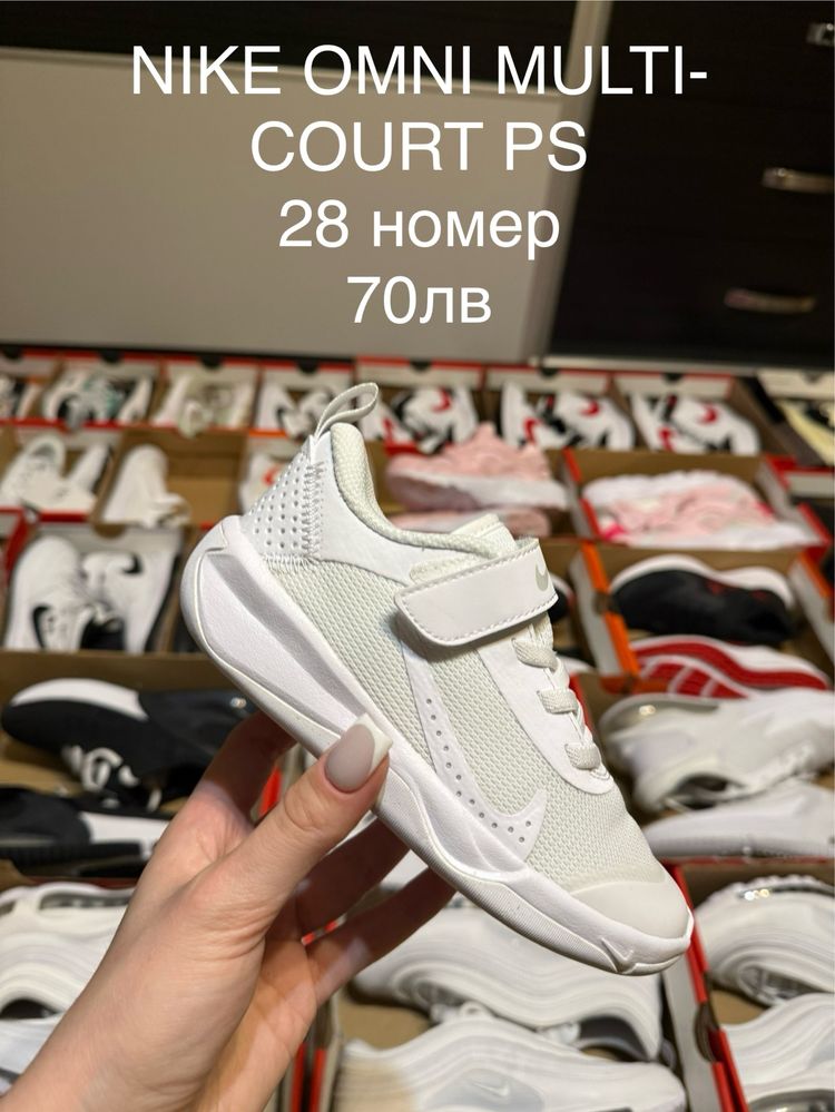 Nike omni multi-court и court borough low 2