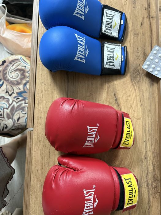 Продам перчатки