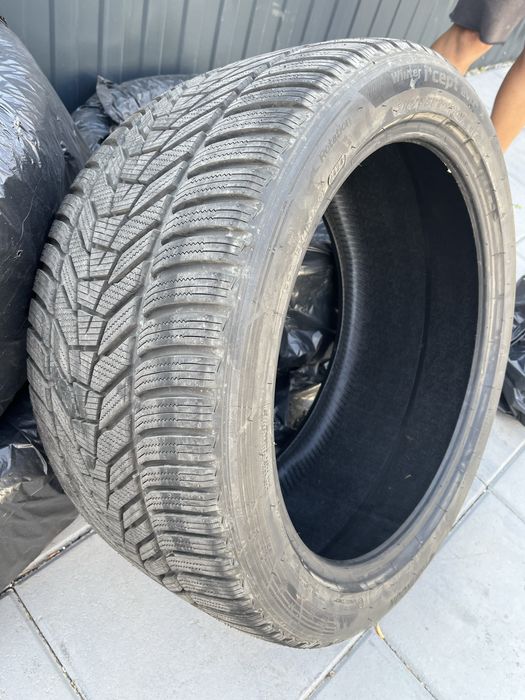 Anvelope    M+S  315 / 35/ 20  si  2 buc 275 /40 /
