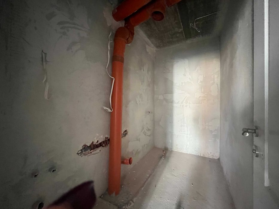 Продава се Тристаен апартамент в Пловдив, Христо Смирненски - 107 кв.м за 1243 €/кв.м - Снимка #2