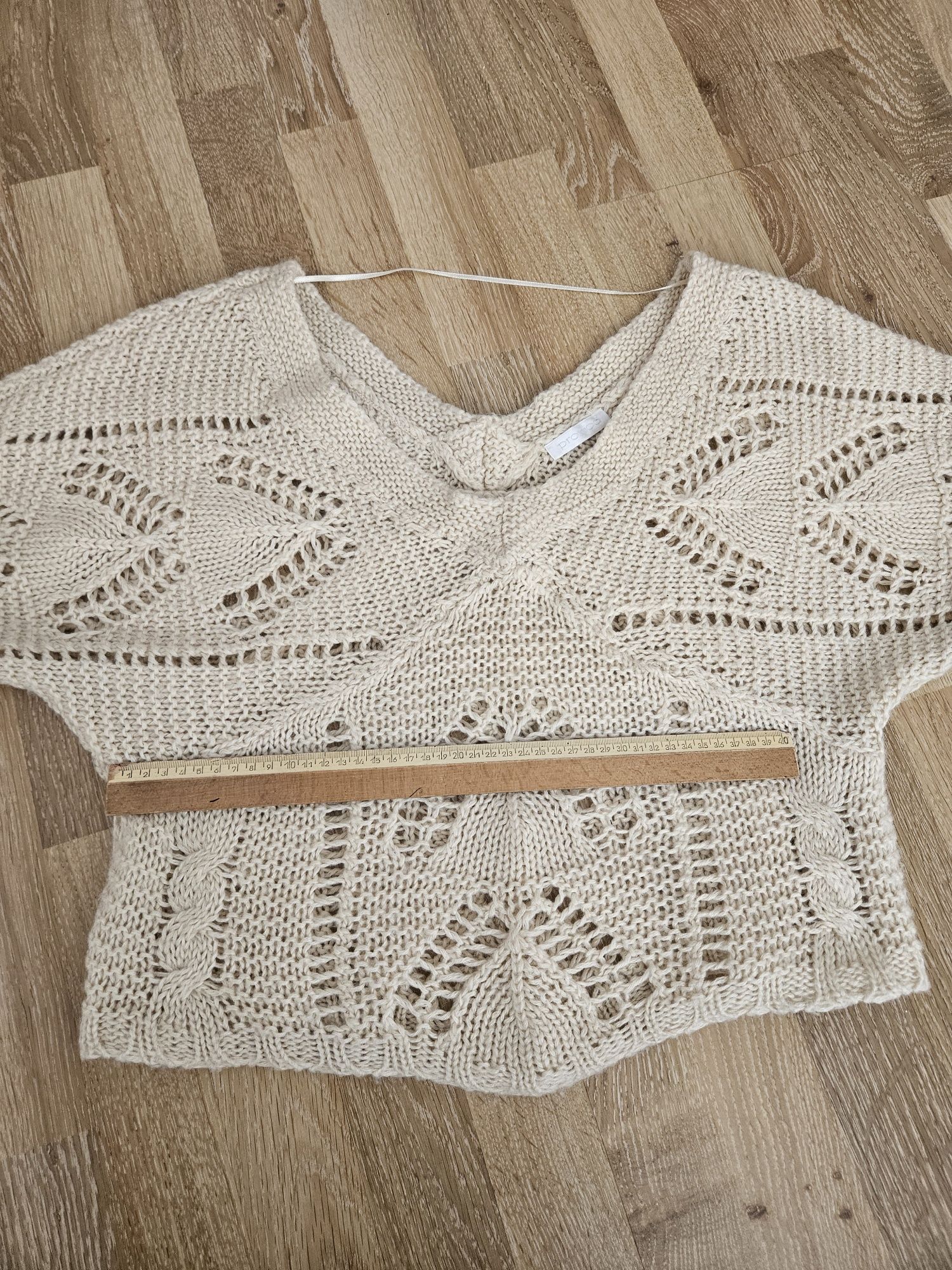Лек и мек плетен пуловер блуза топ на дупки с V-образно деколте L XL