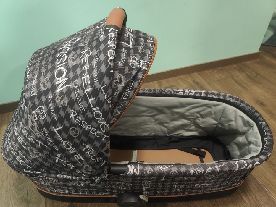 кош за новородено cybex cot S