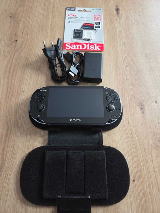 PS Vita Oled modat cu adaptor sd2vita și card Sandisk 128gb