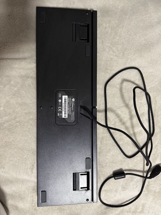 Механична клавиатура Genesis Thor 300 RGB