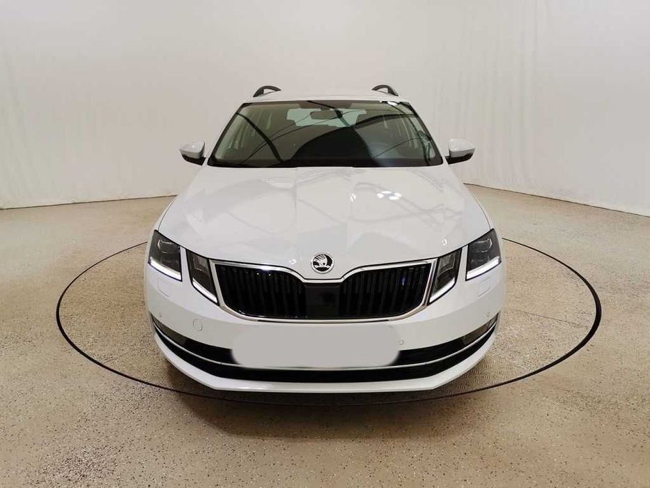 Masini de inchiriat - skoda octavia cutie automata - inchirieri auto