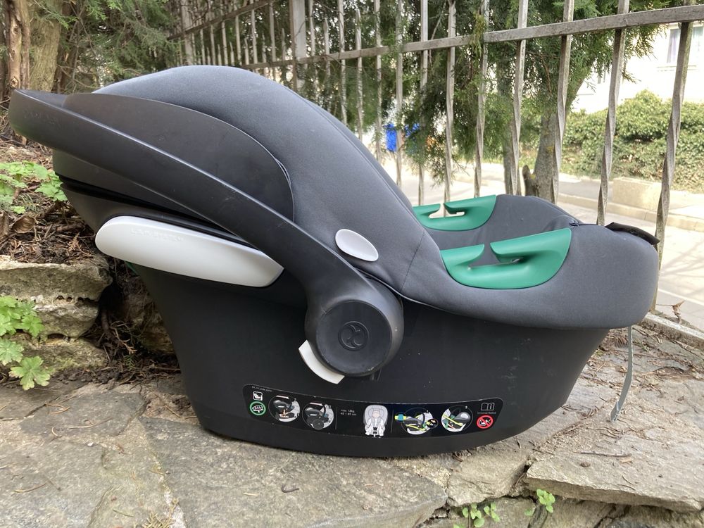 Cybex Aton B2 i-size Бебешко столче за кола