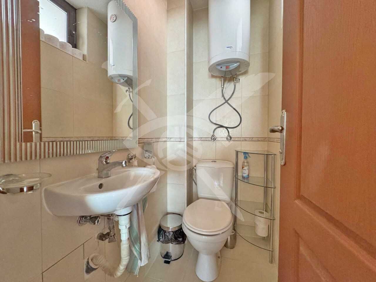 Продава се Тристаен апартамент в с. Кошарица, Област Бургас - 90 кв.м за 1078 €/кв.м - Снимка #8