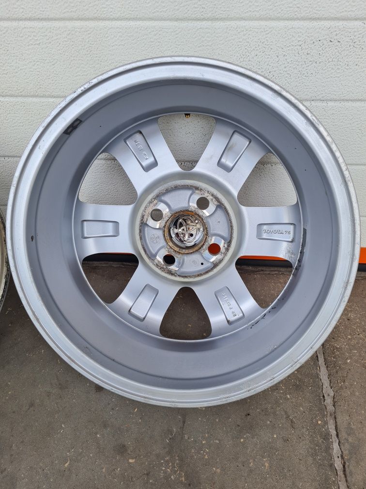 Оригинални джанти за ТОЬОТА TOYOTA R15 4x100 ET45 5J