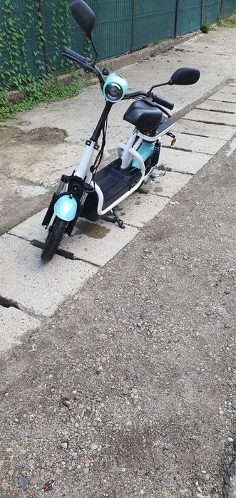 Van moped in starea ca nou