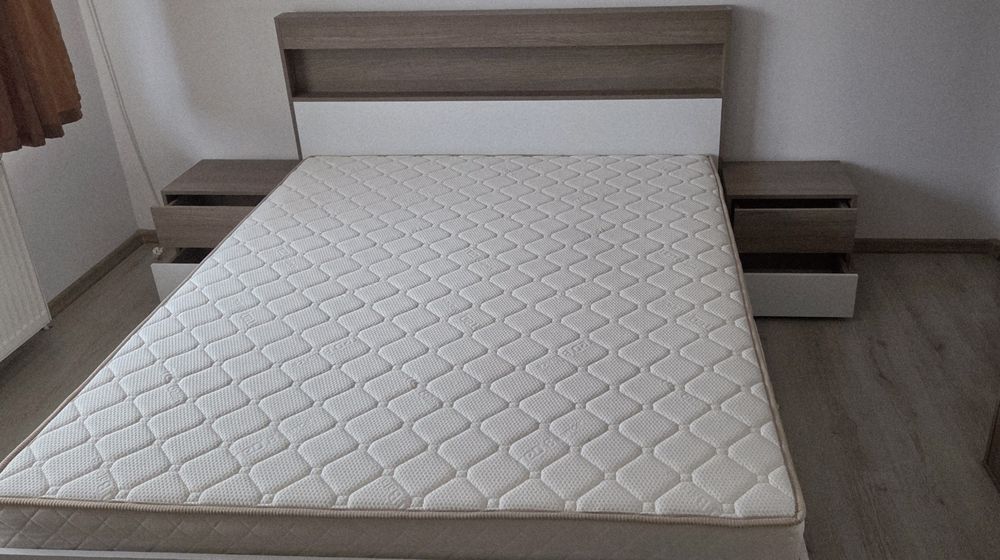 Спален комплект с включен матрак