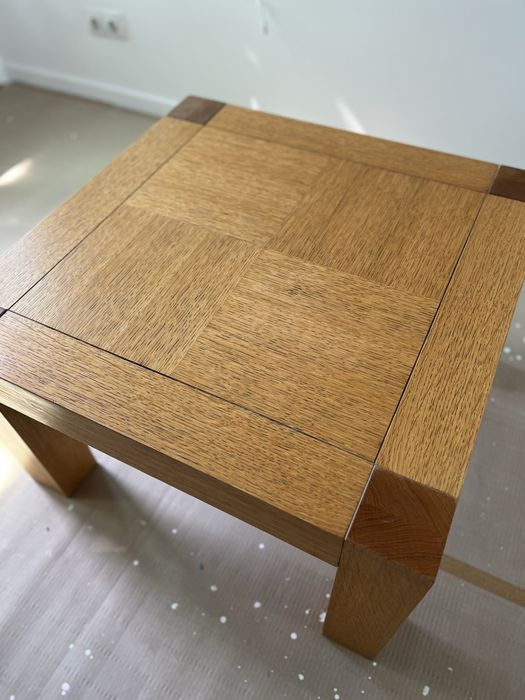 Трапезна и холна маса от масивно дърво